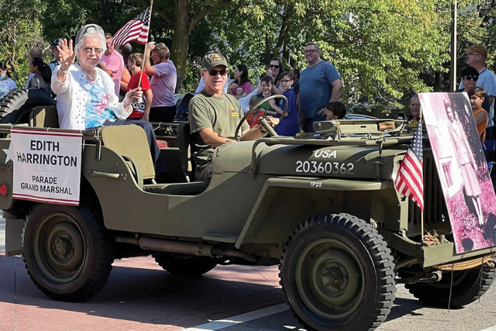 Edith, grand marshal, Missouri bicentennial parade.